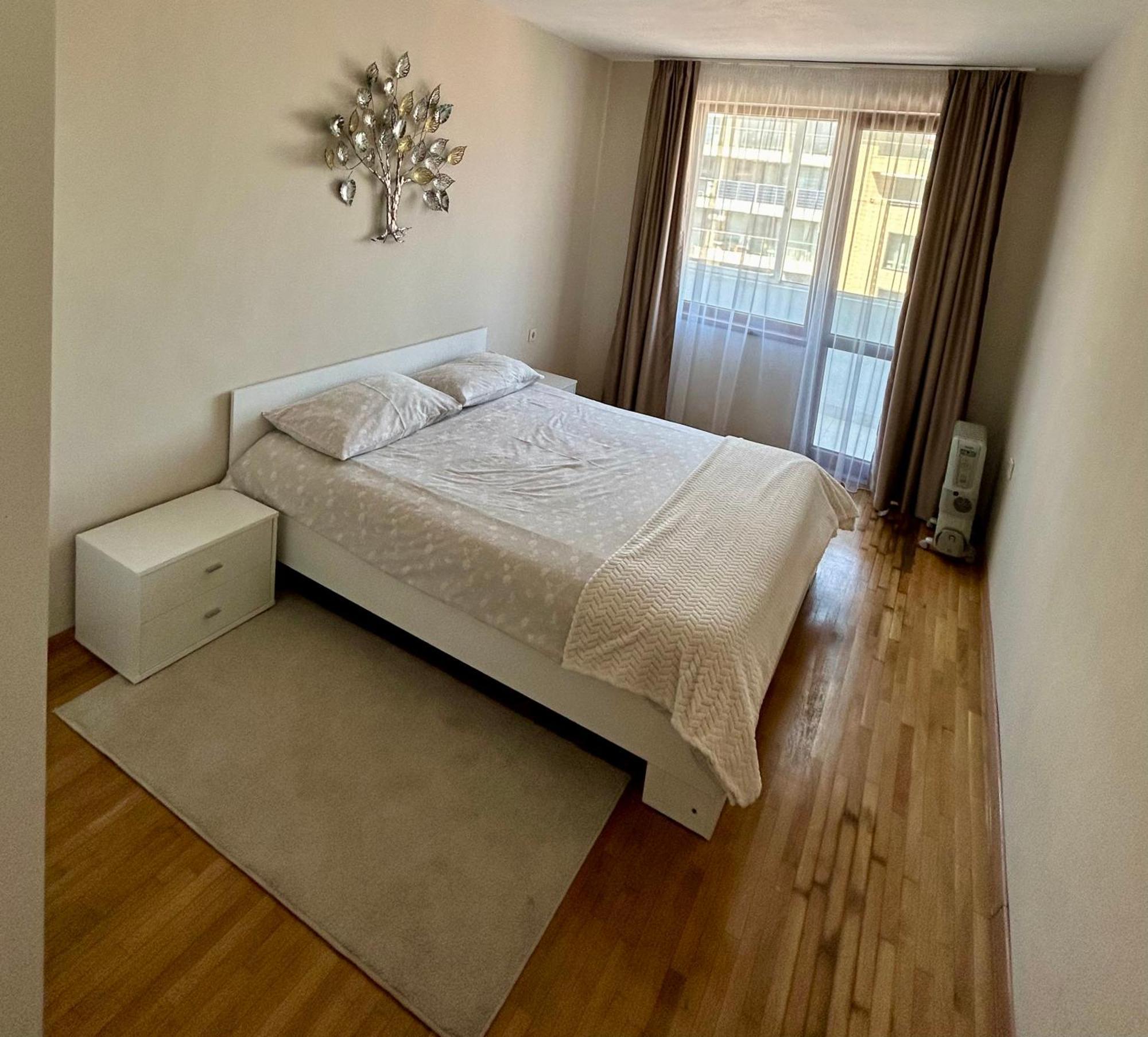 Fenix 2 Bedroom Apartment Varna Center Buitenkant foto